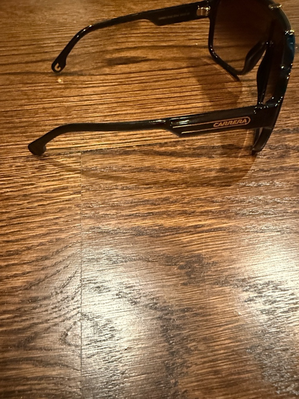 Carrera Oversized Sunglasses black frame with Gold Accent - Picture 4 of 9